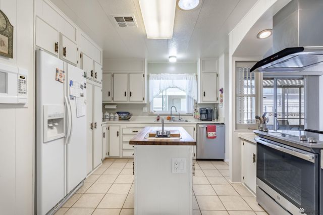 3623 S Papago Dr, Yuma, AZ 85365