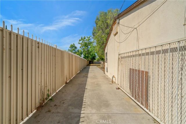 12473 Ralston, Sylmar, CA 91342