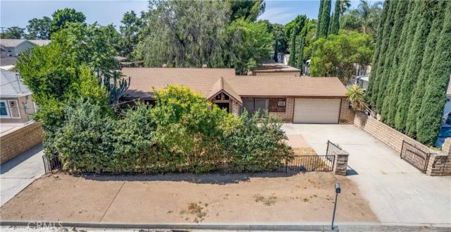 12473 Ralston, Sylmar, CA 91342