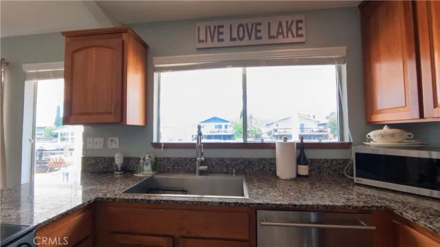 7805 Richard, Lucerne, CA 95458