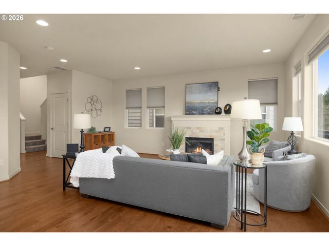 216 Nw 117TH Loop, Portland, OR 97229