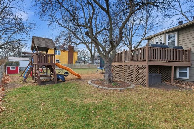 521 E Mulberry Street, Olathe, KS 66061