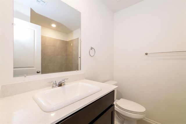 10952 SW 23rd Place, Yukon, OK 73099