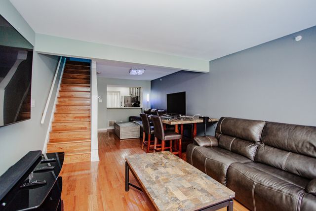 5039 Warren Street, Skokie, IL 60077