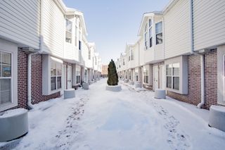 5039 Warren Street, Skokie, IL 60077