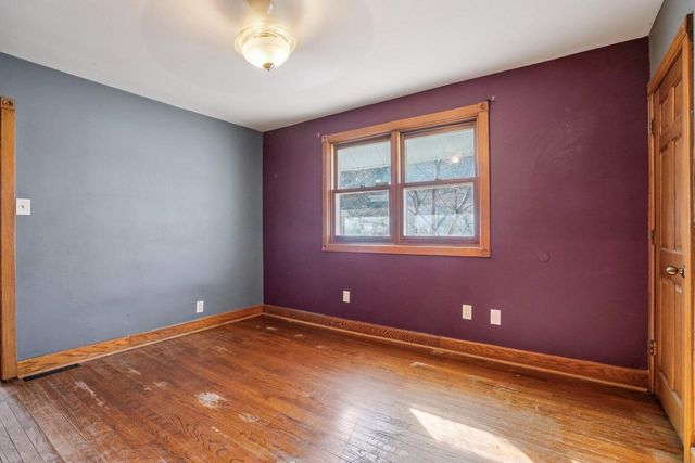 911 75th STREET, Kenosha, WI 53143