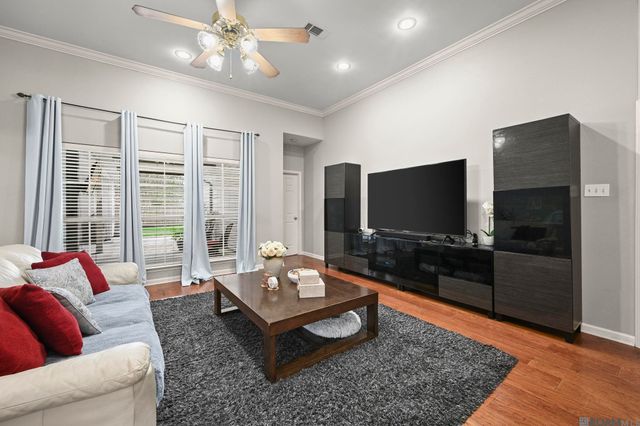 36305 Crestway Ave, Prairieville, LA 70769