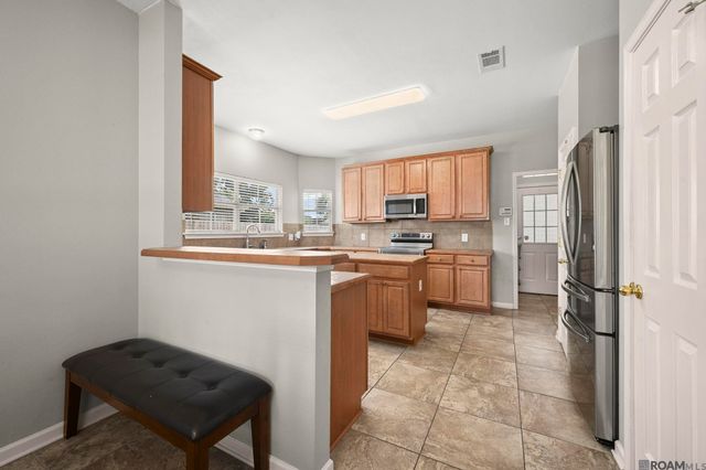 36305 Crestway Ave, Prairieville, LA 70769
