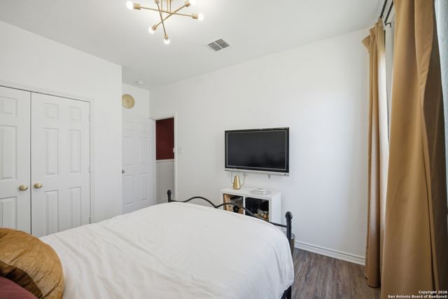 9831 Overlook Cyn, San Antonio, TX 78245