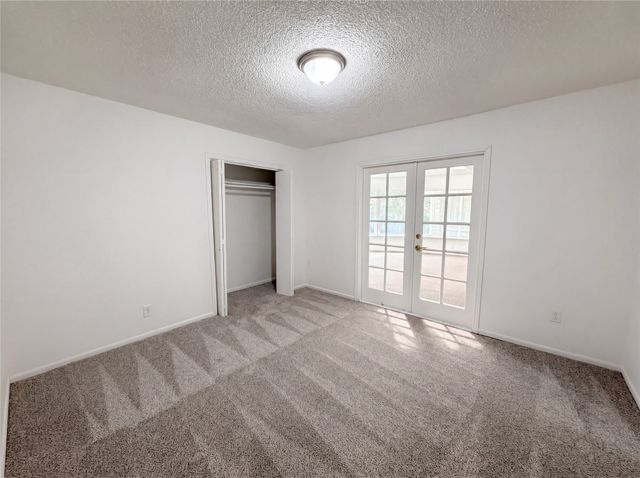 1014 Yvonne Drive, Joshua, TX 76058