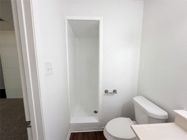 1014 Yvonne Drive, Joshua, TX 76058