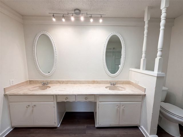 1014 Yvonne Drive, Joshua, TX 76058