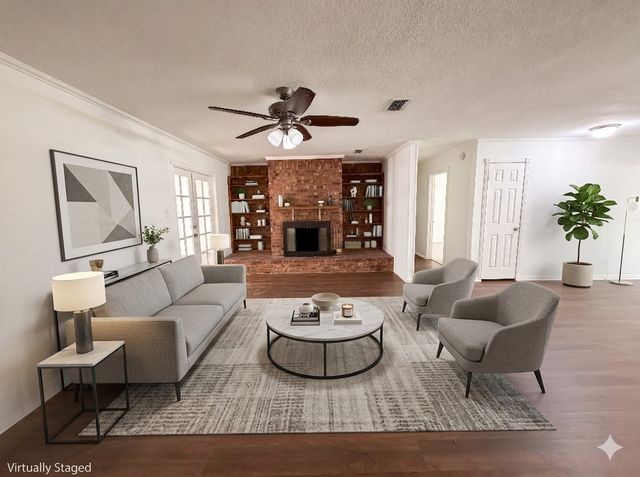 1014 Yvonne Drive, Joshua, TX 76058