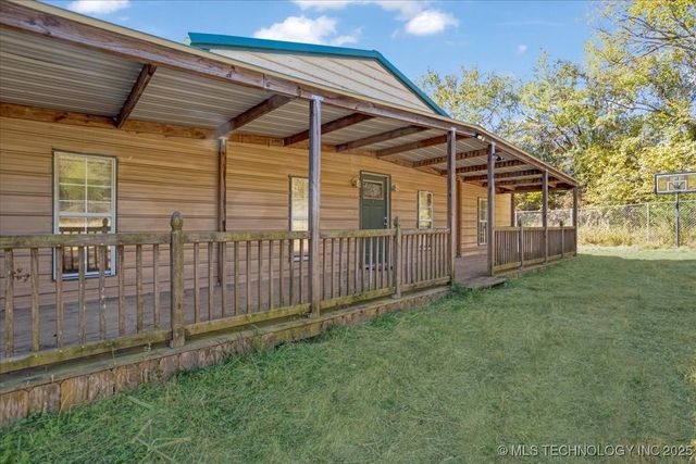 136 Pine Street, Mead, OK 73449