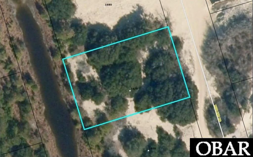 Image 17 of property listing at 1678 Midland Road Lot 102, Corolla, NC 27927