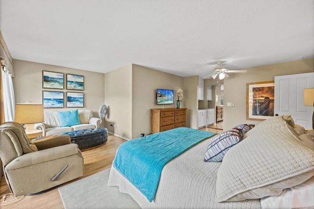 1562 Camino Del Mar 643, Del Mar, CA 92014