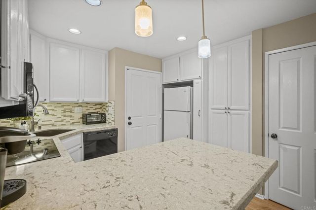 1562 Camino Del Mar 643, Del Mar, CA 92014
