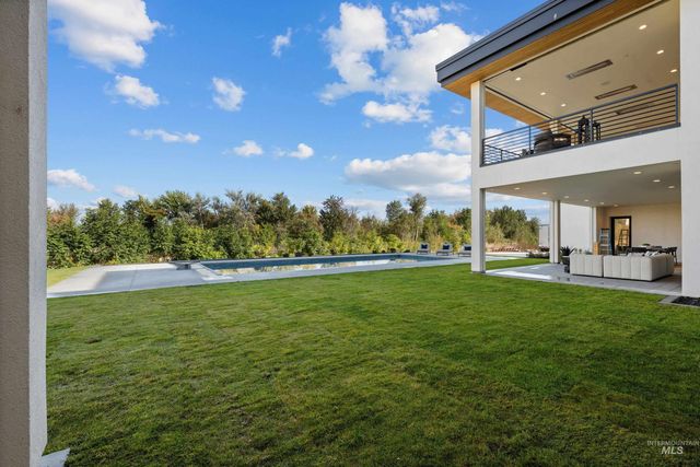 7421 N Cavea Lane, Meridian, ID 83646