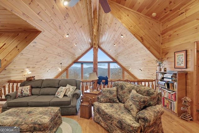 1039 Arbor Drive, Lakemont, GA 30552