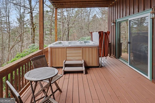 1039 Arbor Drive, Lakemont, GA 30552