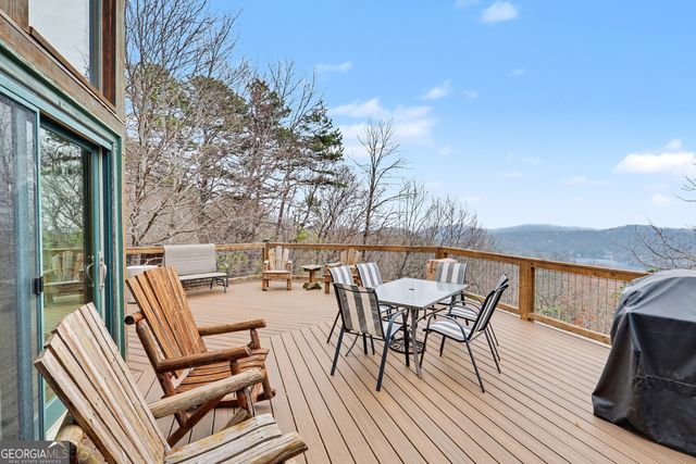 1039 Arbor Drive, Lakemont, GA 30552