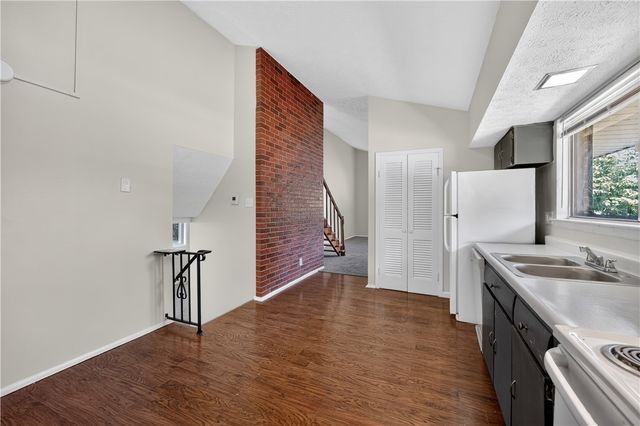 2800 E Stroop Road, Kettering, OH 45440