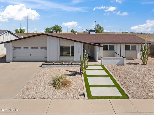 2166 E GREENWAY Drive, Tempe, AZ 85282