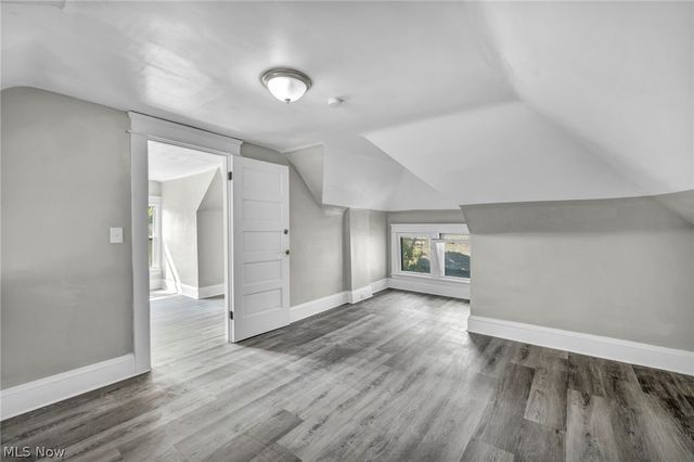 1659 Lee Road, Cleveland, OH 44118