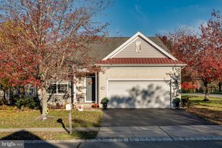 2 MAYPORT LN, Barnegat, NJ 08005