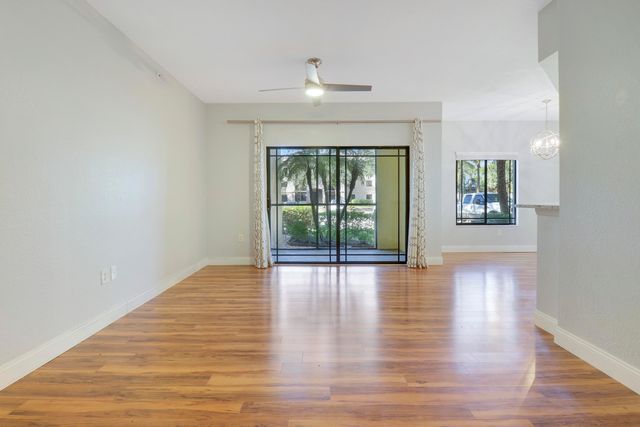 2730 Anzio Court 101, Palm Beach Gardens, FL 33410