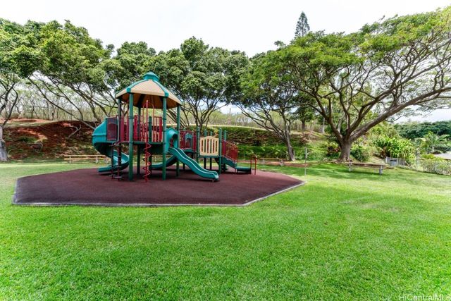 1060 Kamehameha Highway 1706A, Pearl City, HI 96782