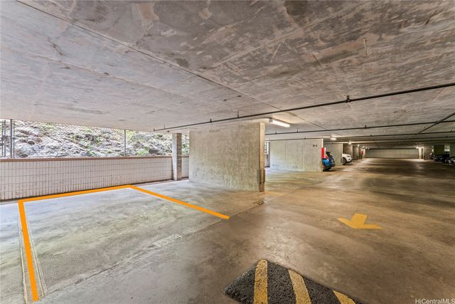 1060 Kamehameha Highway 1706A, Pearl City, HI 96782