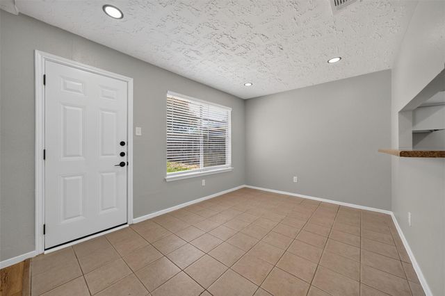 20014 Bishops Gate Ln, Humble, TX 77338