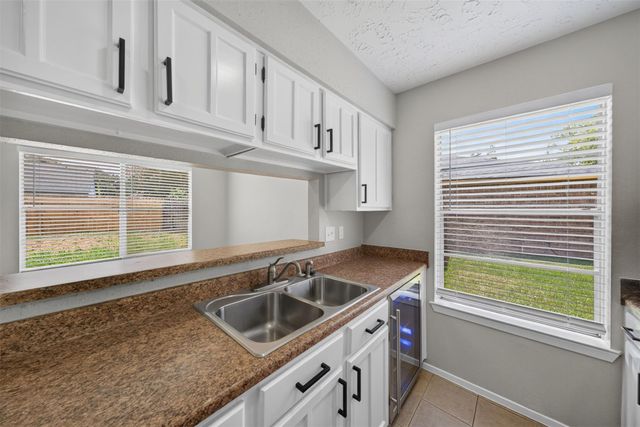 20014 Bishops Gate Ln, Humble, TX 77338