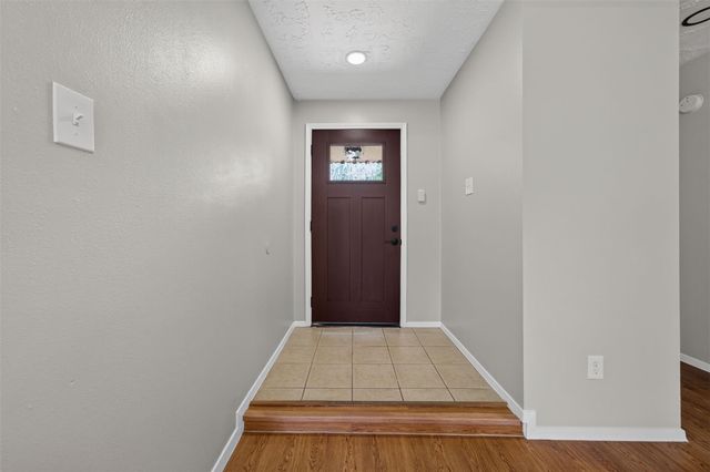 20014 Bishops Gate Ln, Humble, TX 77338