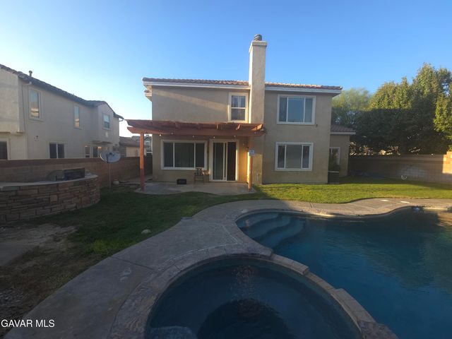 4230 Edam Street, Lancaster, CA 93536