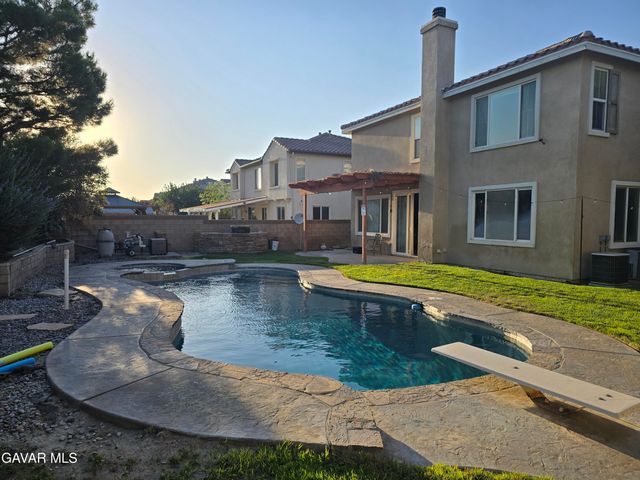 4230 Edam Street, Lancaster, CA 93536