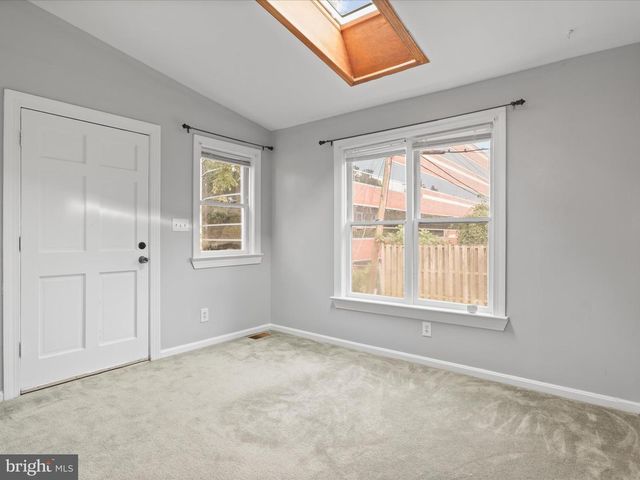 2400 ARLINGTON BLVD, Arlington, VA 22204