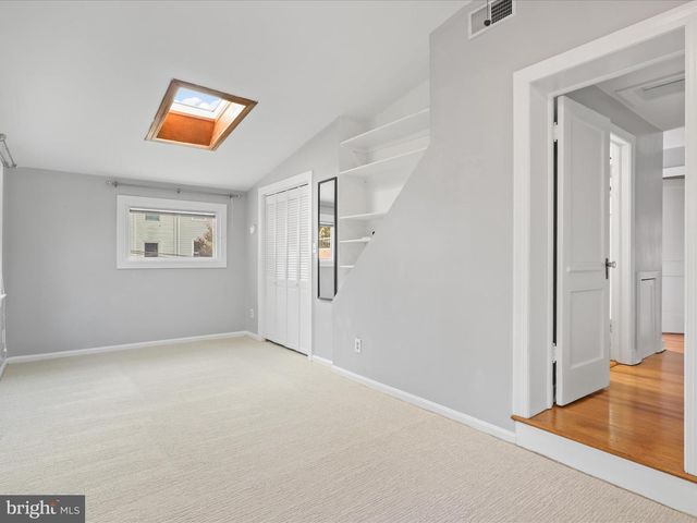 2400 ARLINGTON BLVD, Arlington, VA 22204