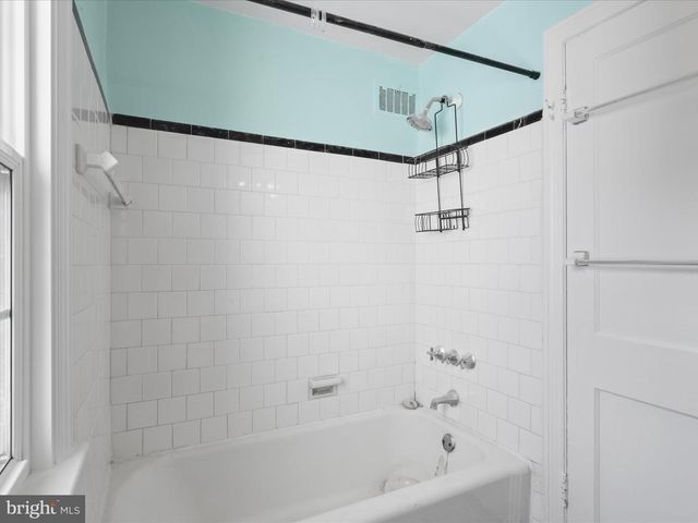 2400 ARLINGTON BLVD, Arlington, VA 22204