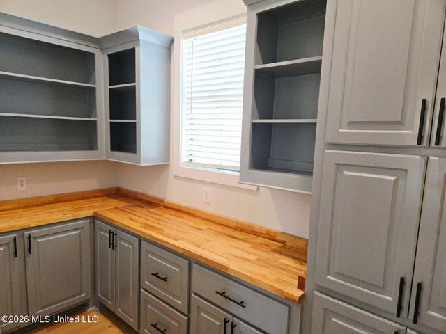 399 Stump Ridge Road, Brandon, MS 39047