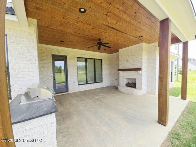 399 Stump Ridge Road, Brandon, MS 39047