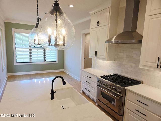 399 Stump Ridge Road, Brandon, MS 39047