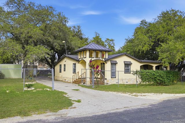 4443 Palace, Von Ormy, TX 78073