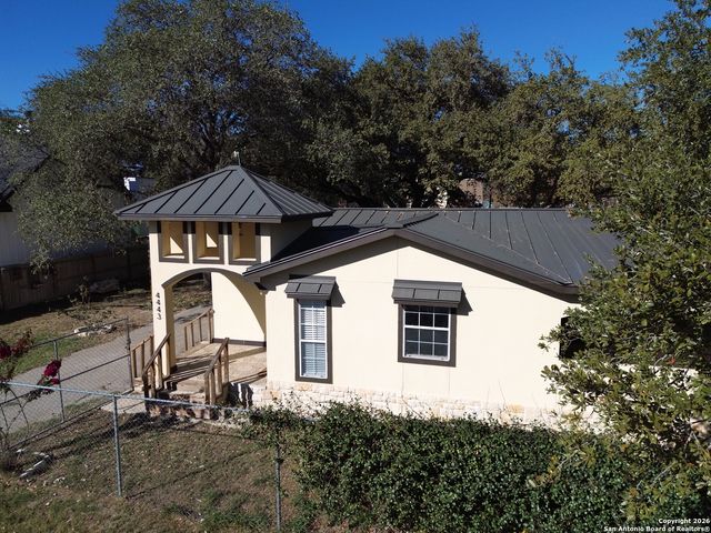 4443 Palace, Von Ormy, TX 78073