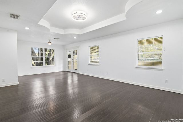 4443 Palace, Von Ormy, TX 78073