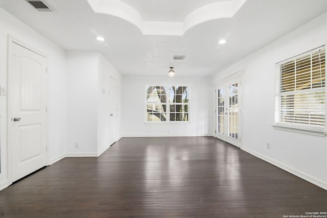 4443 Palace, Von Ormy, TX 78073