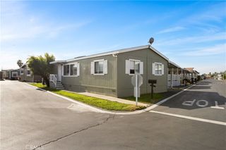 3667 VALLEY Boulevard 64, Pomona, CA 91768