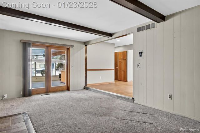 25519 Rusty Street, Taylor, MI 48180