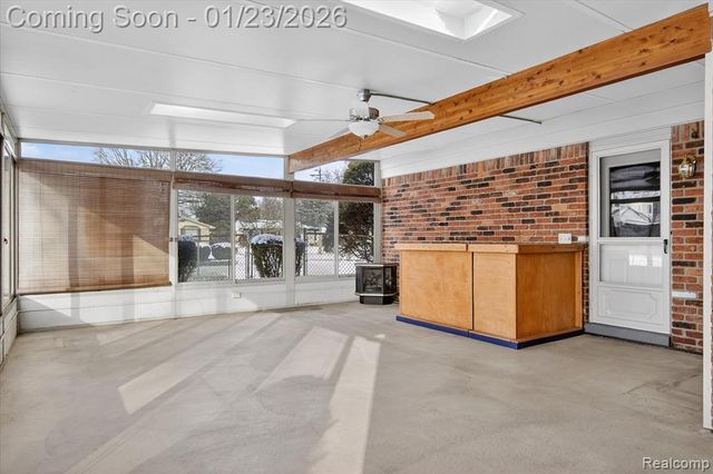 25519 Rusty Street, Taylor, MI 48180